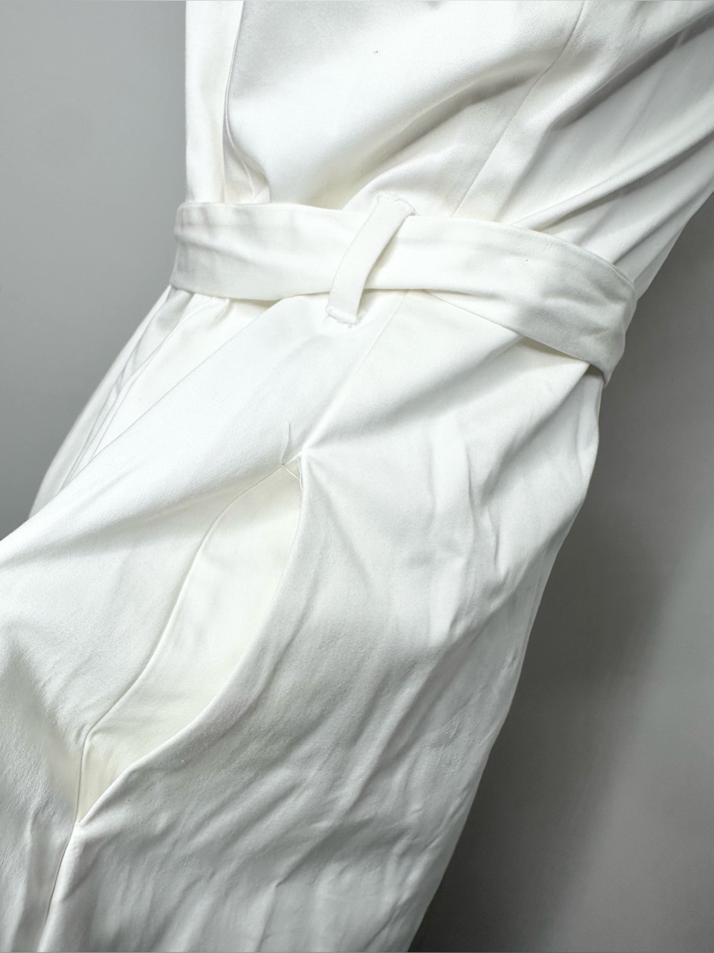 Ted baker White Wrap-Style Short Sleeve Dress- preloved-4 - Picture 9 of 16